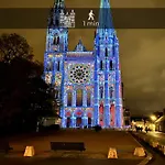 Henri En Scene - Charme & Confort En Hypercentre Chartres - Au Pied De La Cathedrale