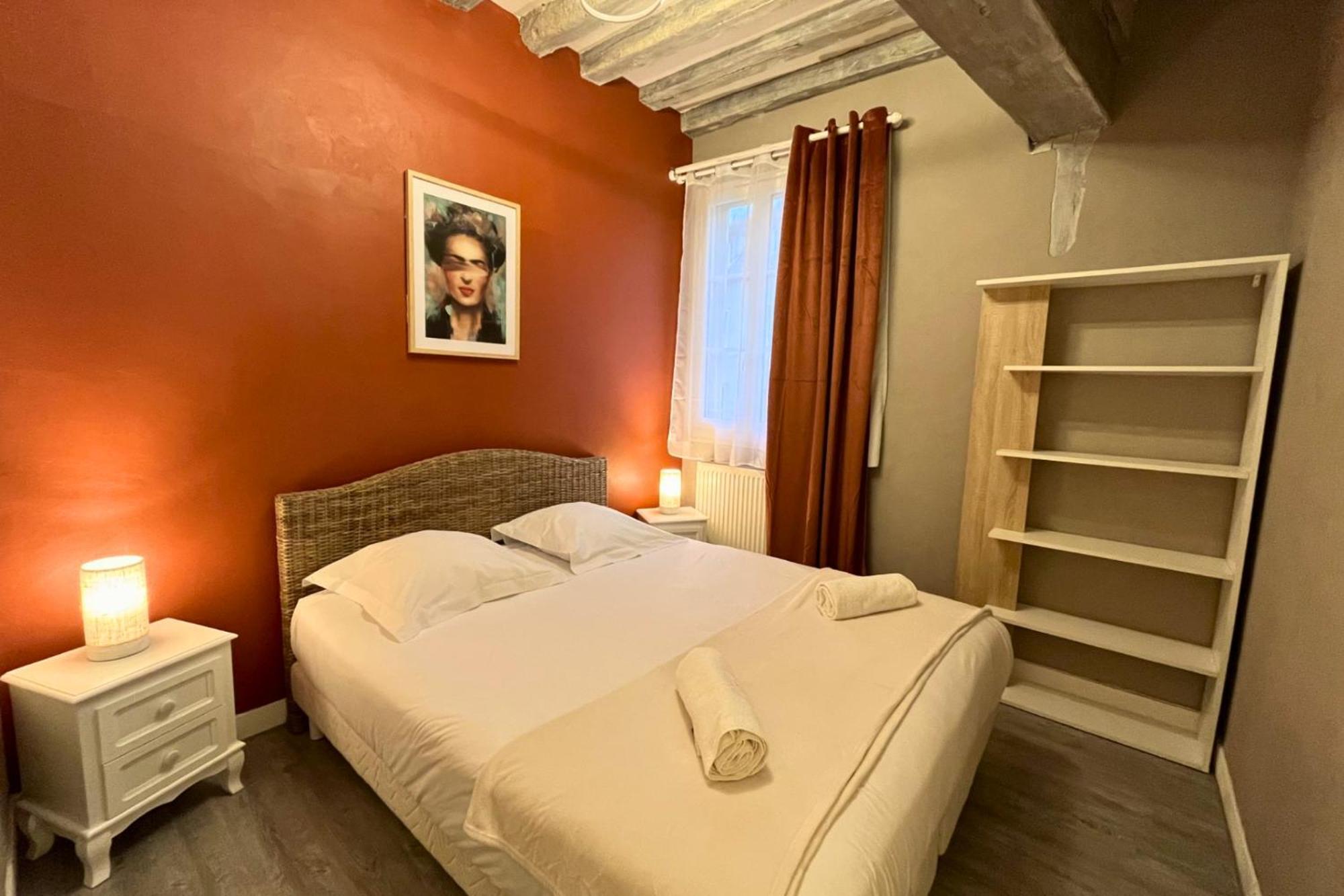 Appartement Henri En Scene - Charme & Confort En Hypercentre - Au Pied De La Cathedrale Chartres