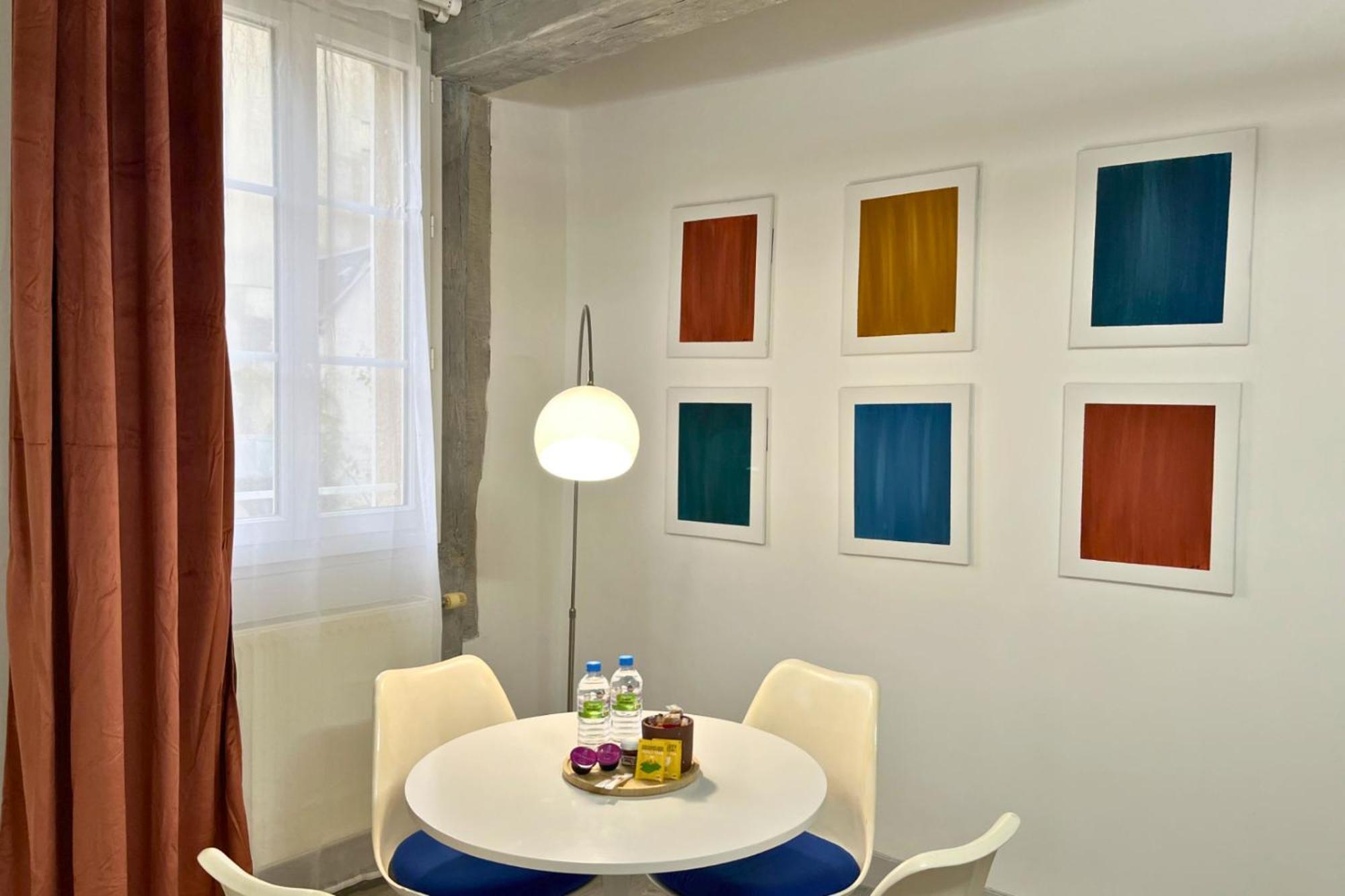 Henri En Scene - Charme & Confort En Hypercentre - Au Pied De La Cathedrale Appartement Chartres